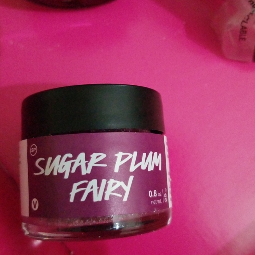 Lush bundle - Picture 2 of 4